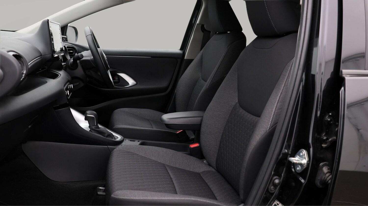 Used Toyota Yaris 2022 for sale - 77207048: Photo 14