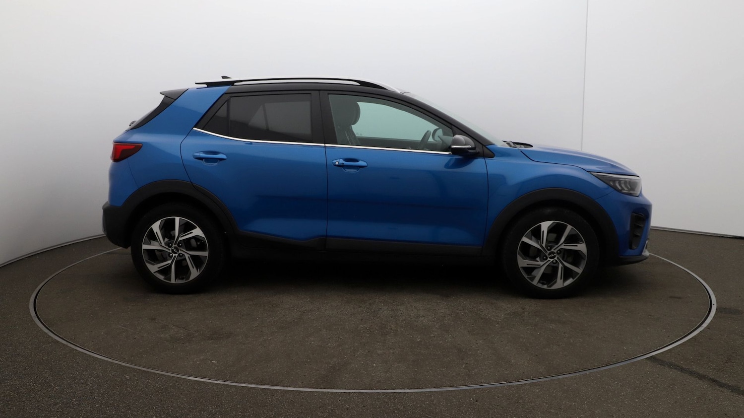 Used Kia Stonic for sale - 76809460: Photo 42