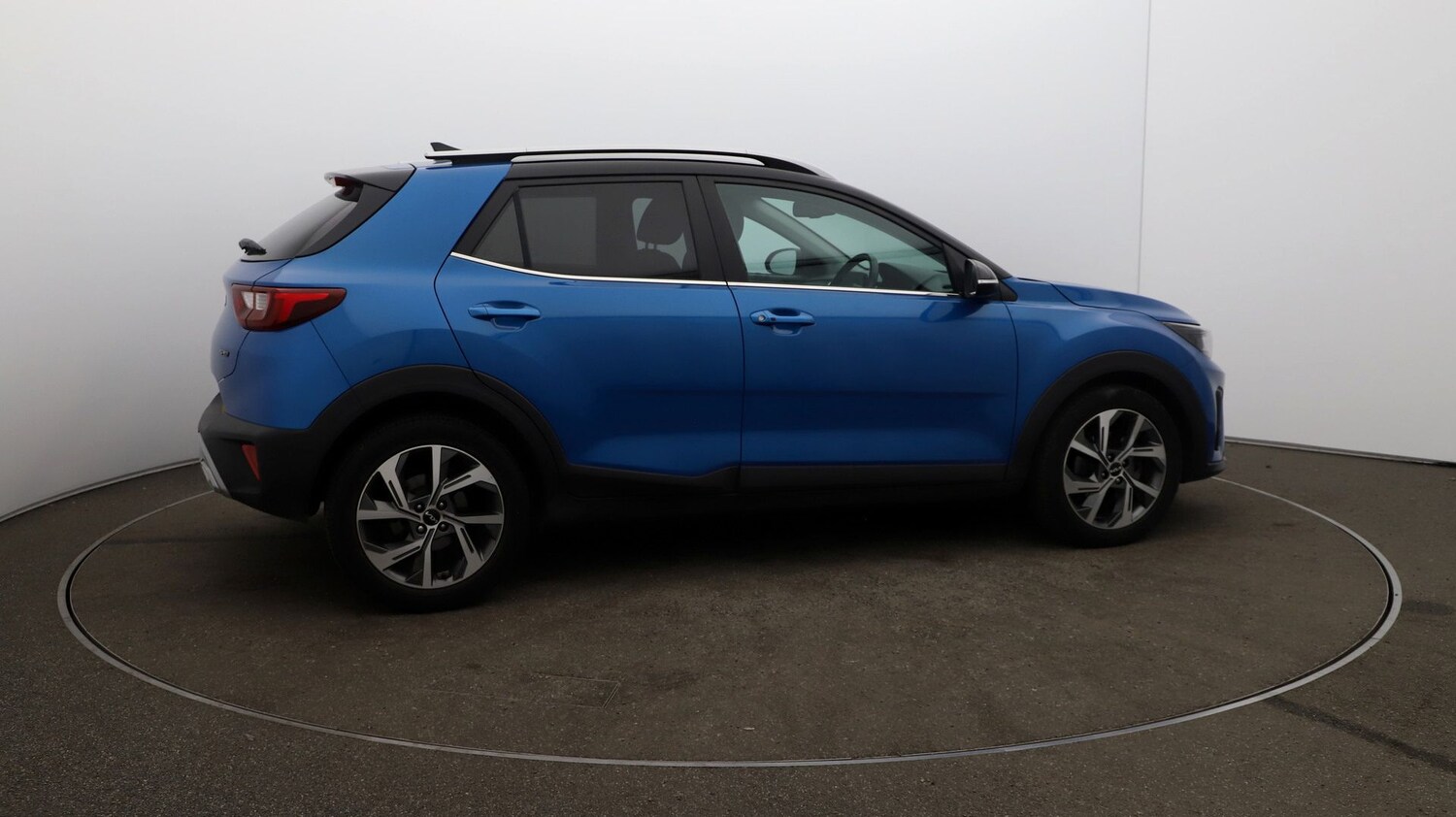 Used Kia Stonic for sale - 76809460: Photo 44