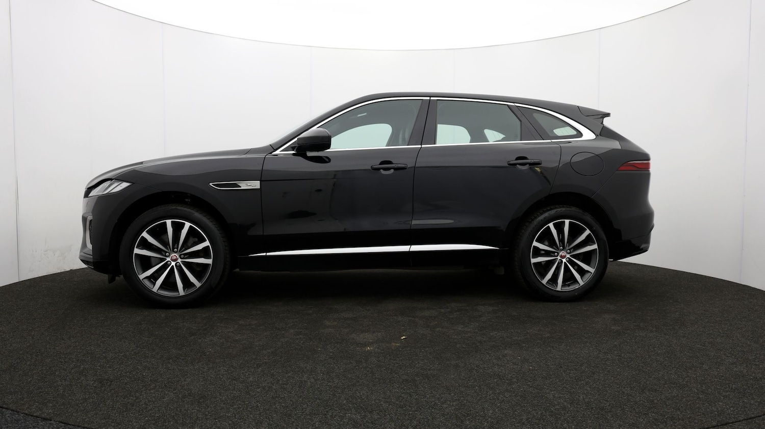 Used Jaguar F-Pace 2022 for sale - 76811101: Photo 66