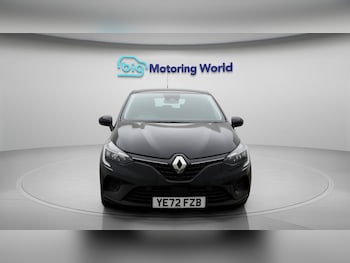 Used Renault Clio 2022 for sale - 77435574: Photo