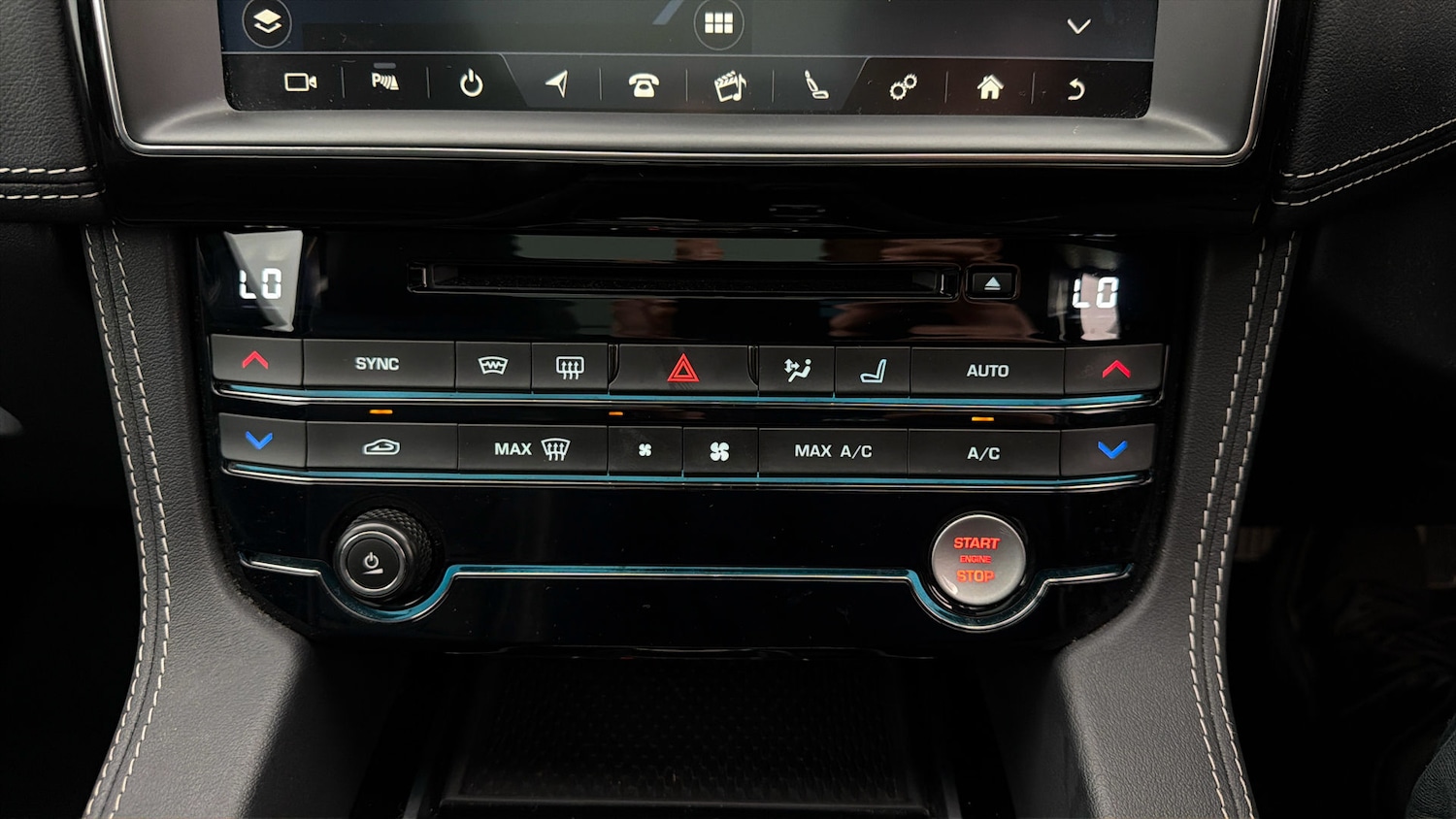 Used Jaguar F-Pace 2020 for sale - 77974708: Photo 11