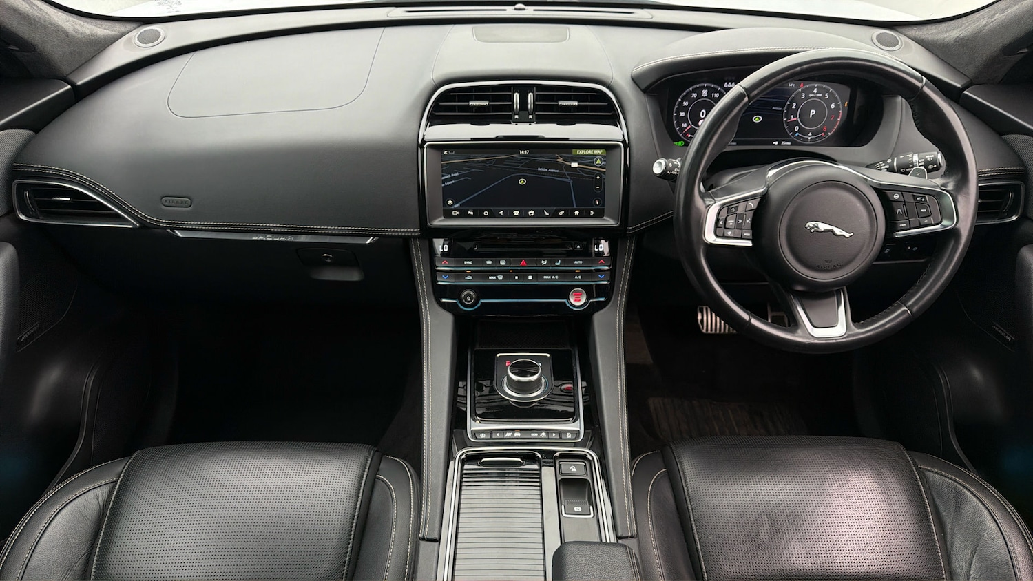 Used Jaguar F-Pace 2020 for sale - 77974708: Photo 12