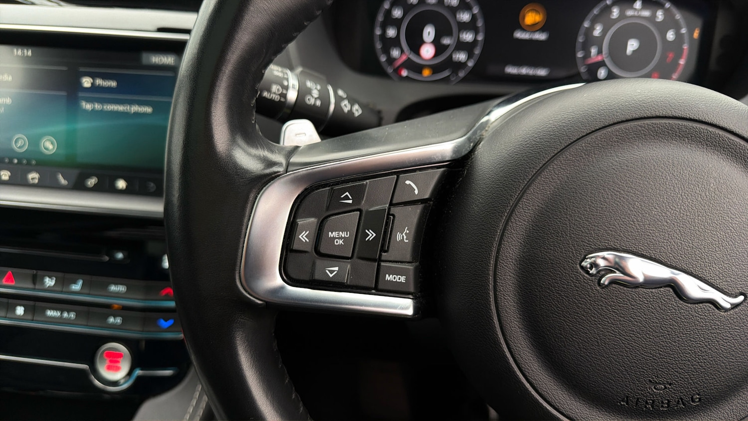 Used Jaguar F-Pace 2020 for sale - 77974708: Photo 23