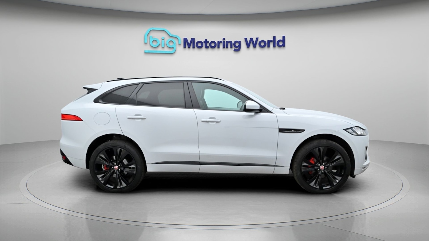 Used Jaguar F-Pace 2020 for sale - 77974708: Photo 8