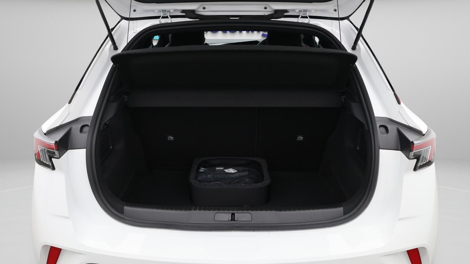 Used Vauxhall Mokka Electric 2022 for sale - 76538523: Photo 18