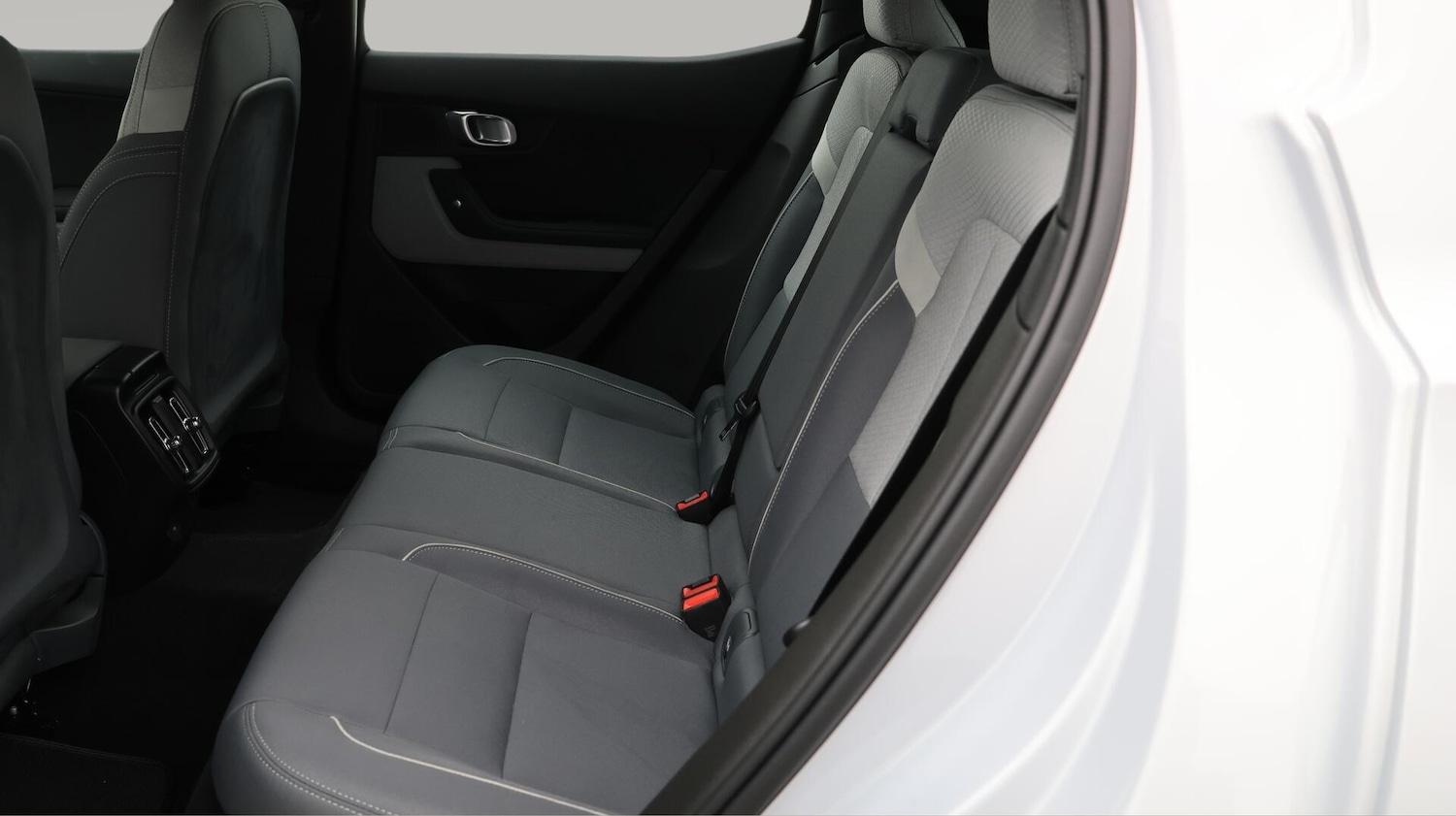 Used Polestar Polestar 2 2023 for sale - 76433144: Photo 17