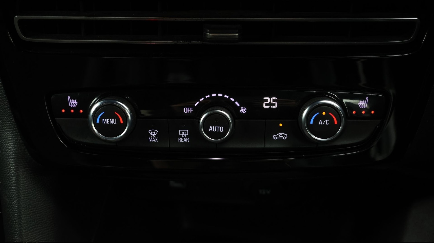 Used Vauxhall Mokka 2023 for sale - 77610467: Photo 12