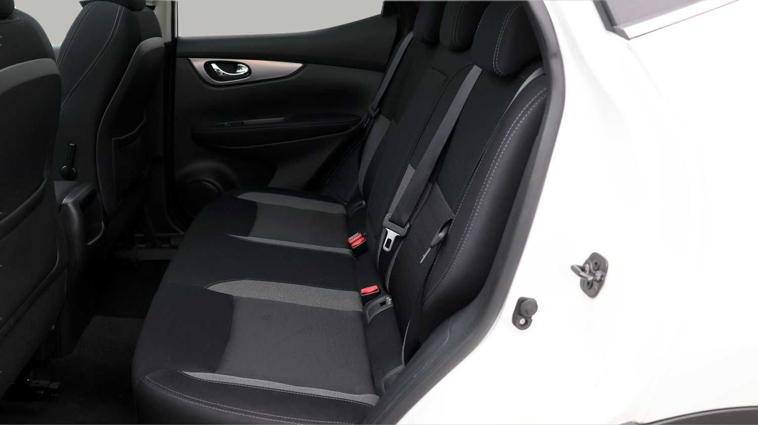 Used Nissan Qashqai 2017 for sale - 77261812: Photo 16