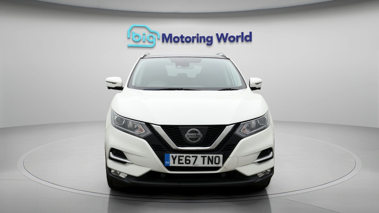 Used Nissan Qashqai 2017 for sale - 77261812: Photo 2