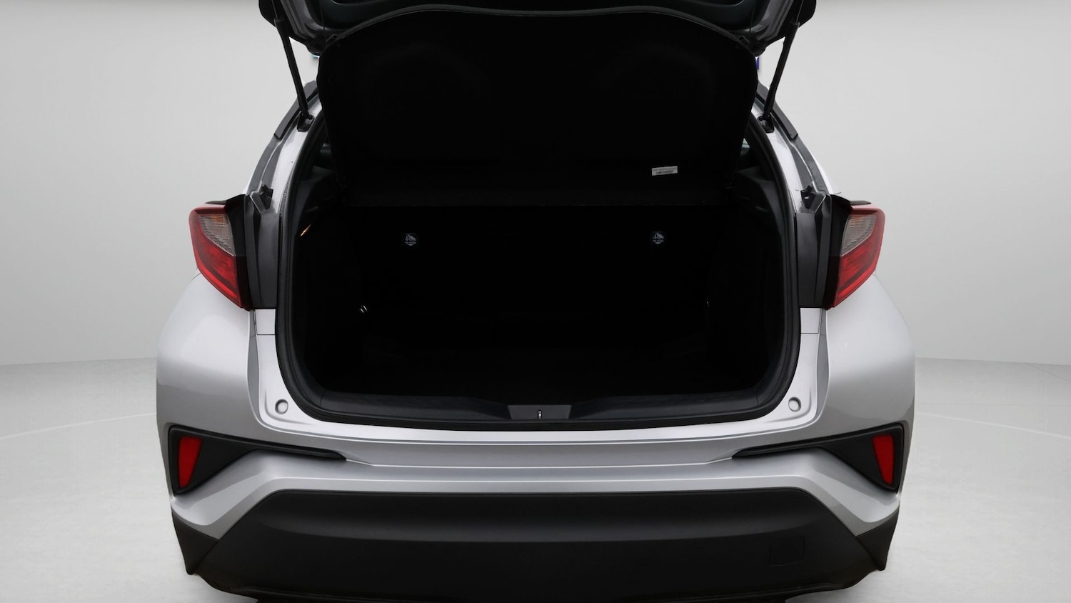 Used Toyota C-HR 2023 for sale - 77631153: Photo 17