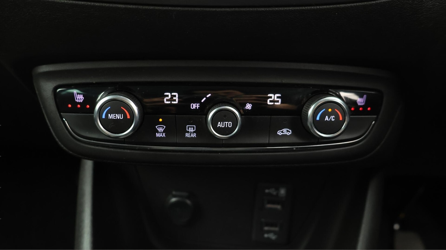 Used Vauxhall Crossland 2022 for sale - 76781545: Photo 13