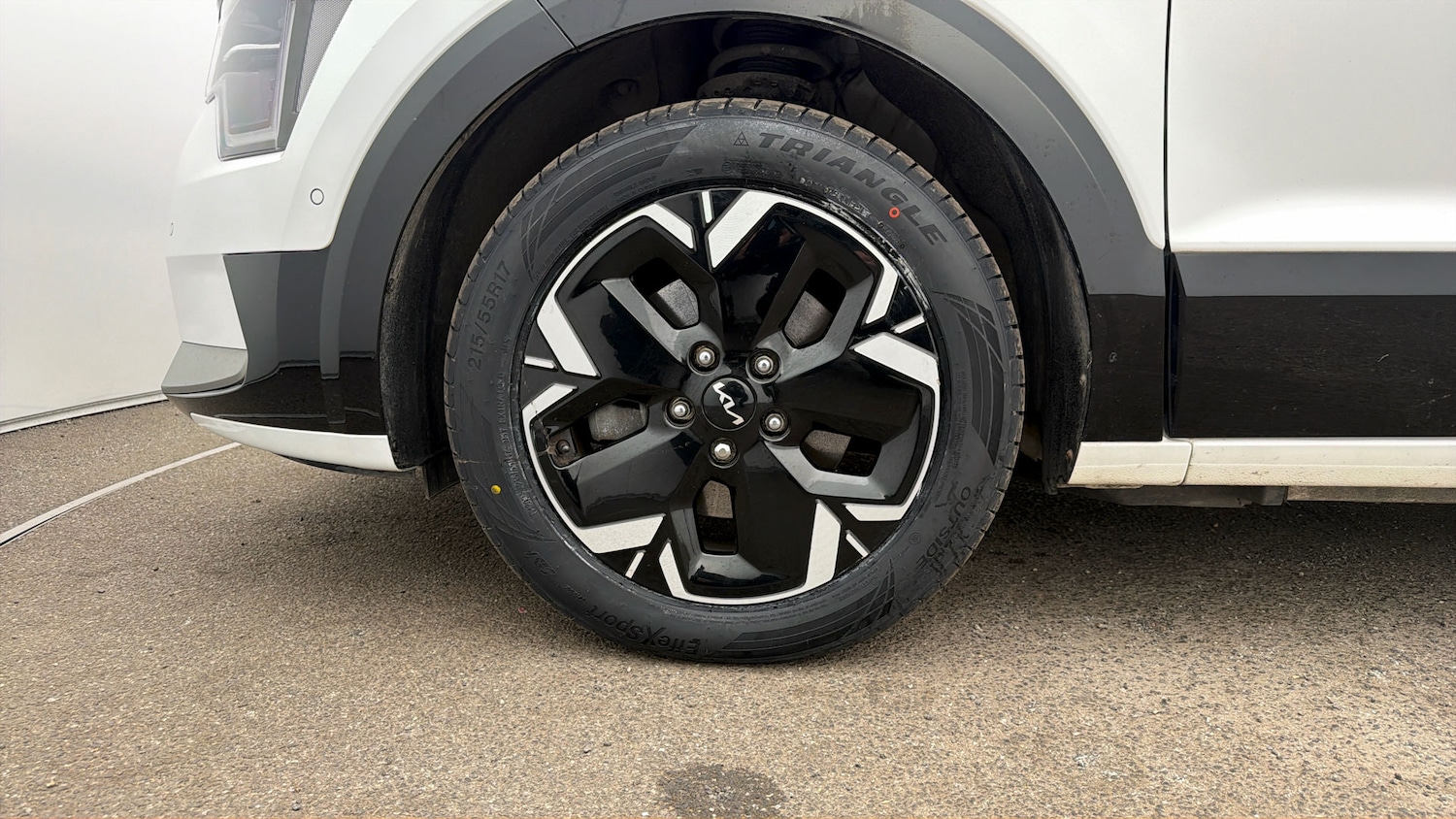 Used Kia Niro 2023 for sale - 77951173: Photo 17