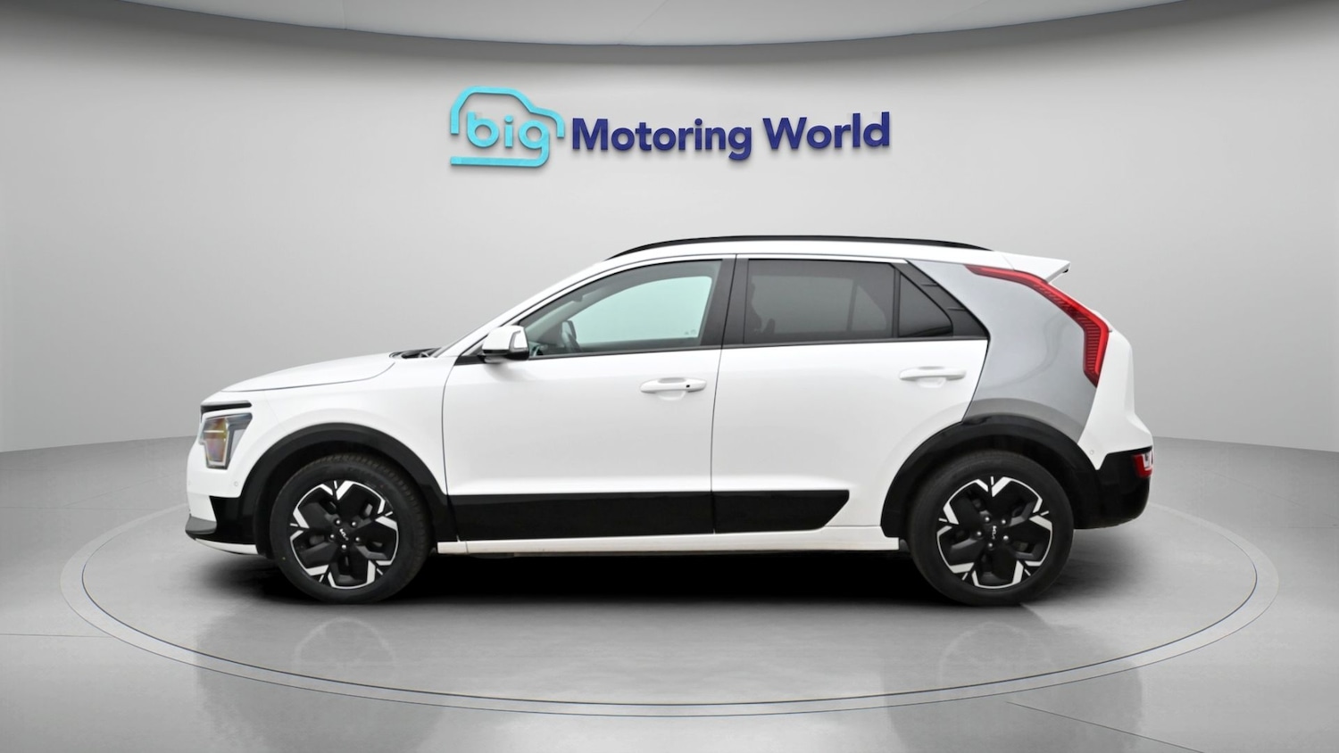 Used Kia Niro 2023 for sale - 77951173: Photo 4