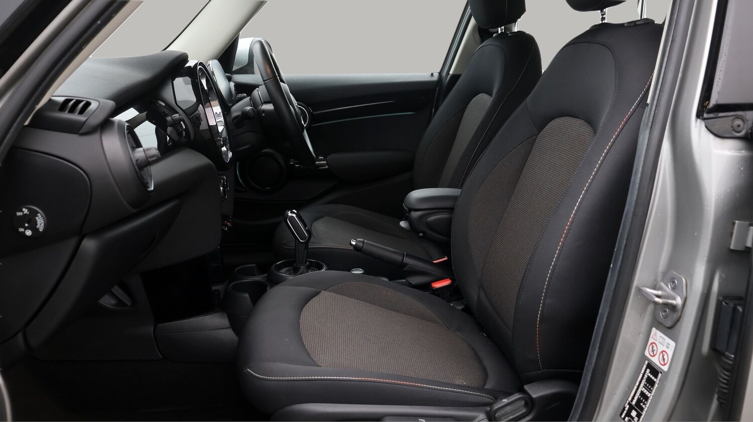 Used MINI Hatch 2023 for sale - 77475704: Photo 14