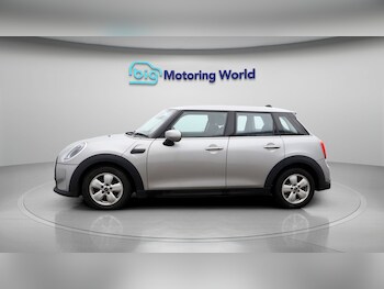Used MINI Hatch 2023 for sale - 77475704: Photo
