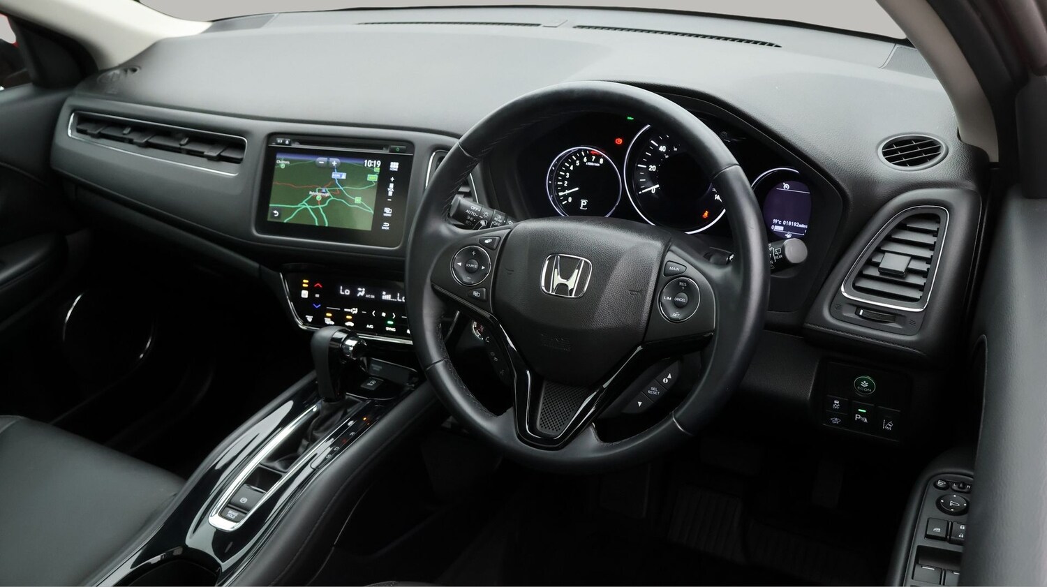 Used Honda HR-V 2017 for sale - 77271140: Photo 9