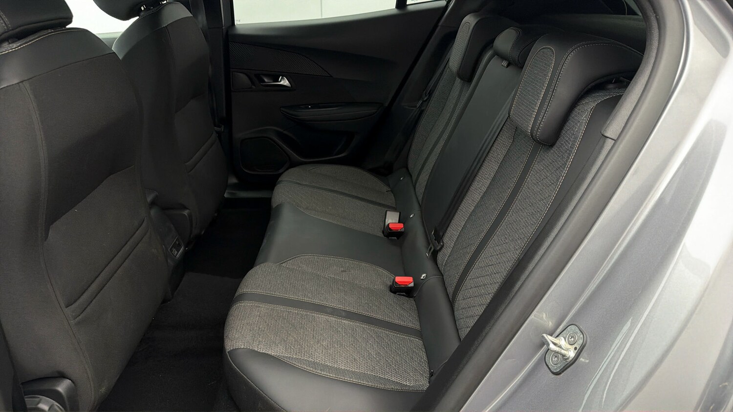 Used Peugeot 2008 2024 for sale - 77951170: Photo 15