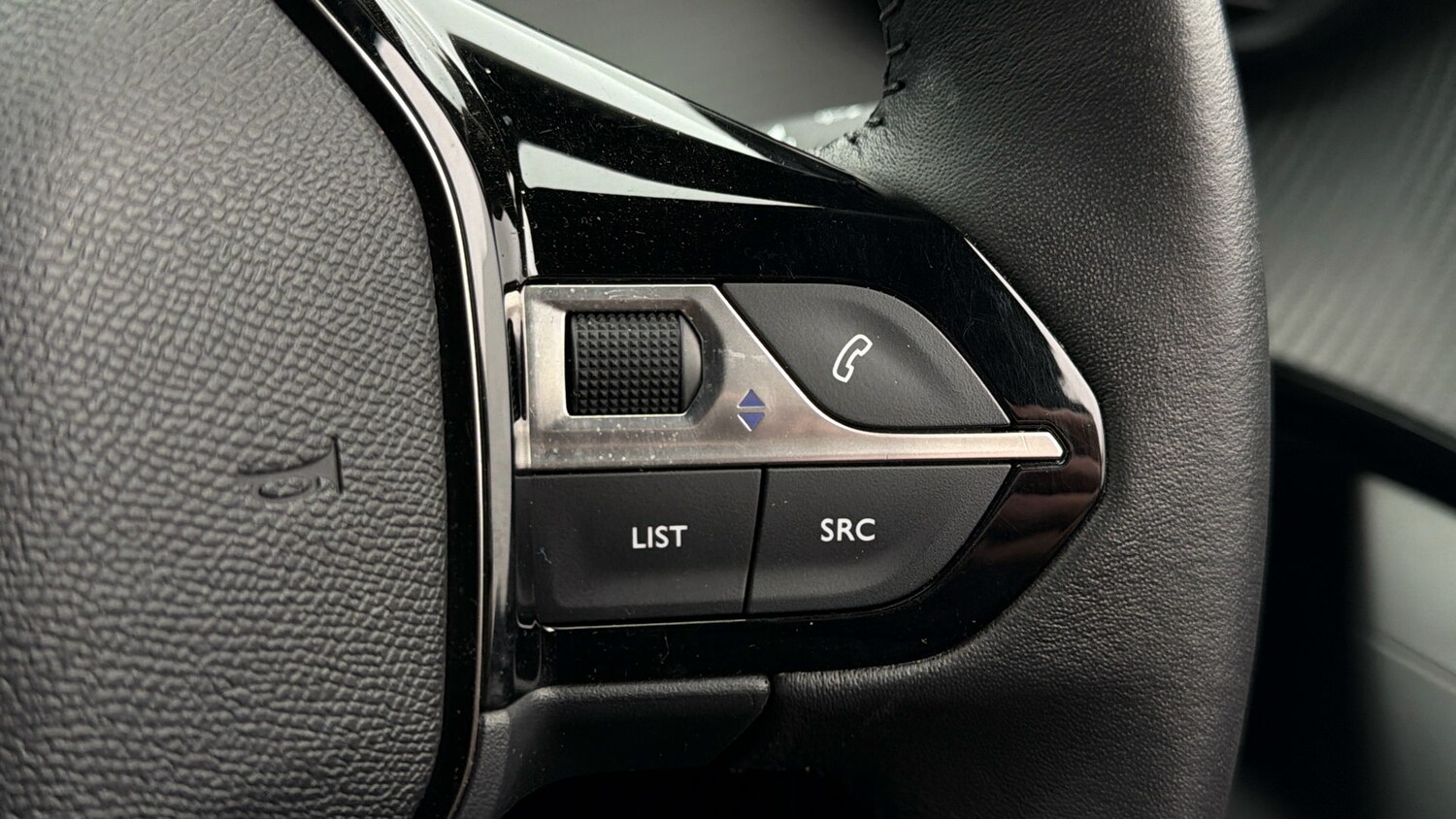 Used Peugeot 2008 2024 for sale - 77951170: Photo 24