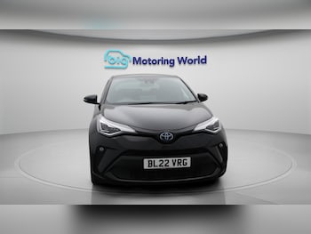 Used Toyota C-HR 2022 for sale - 75448810: Photo