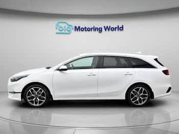 Used Kia Ceed 2023 for sale - 79536729: Photo