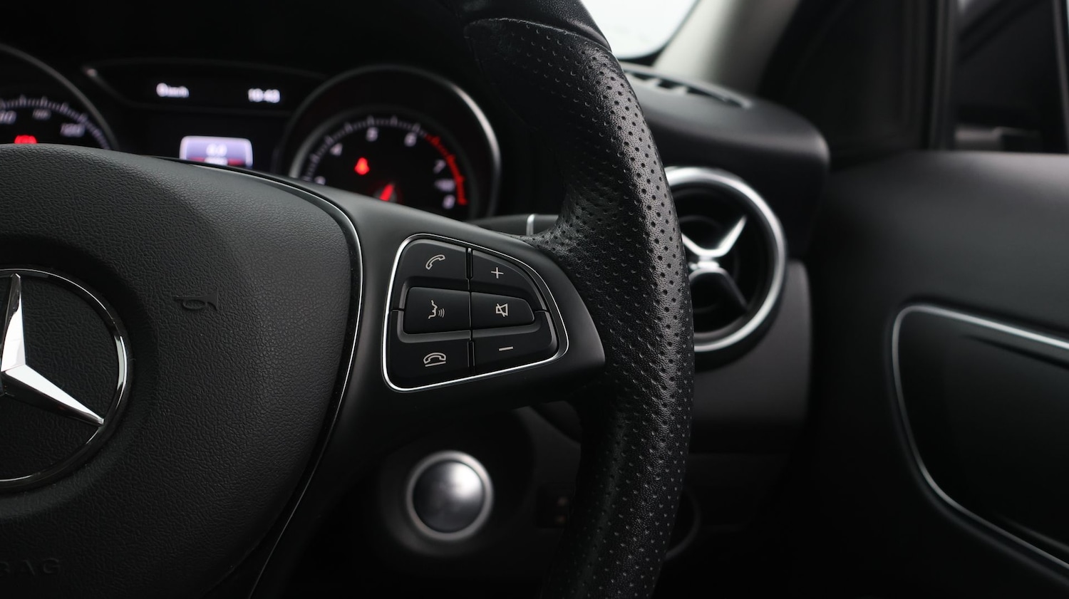 Used Mercedes-Benz GLA 2019 for sale - 77578087: Photo 24