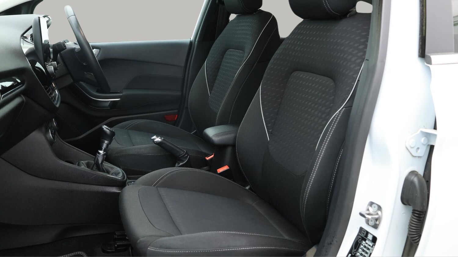 Used Ford Fiesta 2018 for sale - 76060981: Photo 15