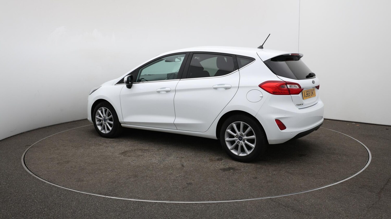 Used Ford Fiesta 2018 for sale - 76060981: Photo 34