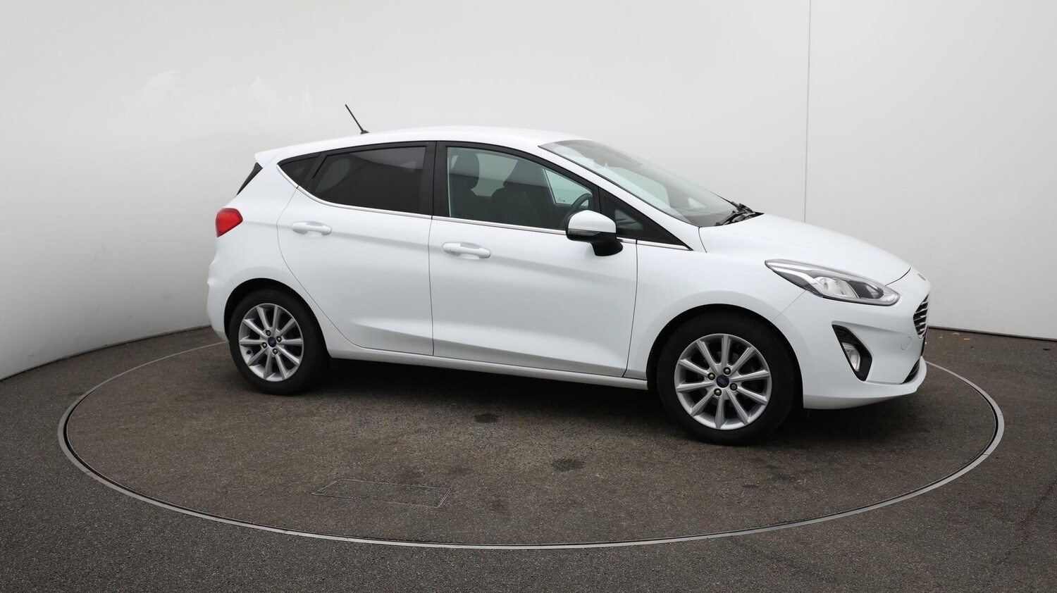 Used Ford Fiesta 2018 for sale - 76060981: Photo 44