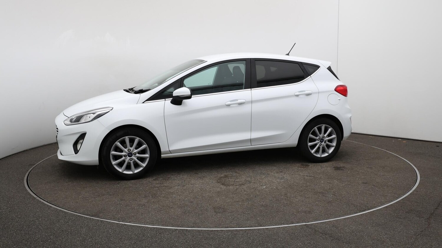 Used Ford Fiesta 2018 for sale - 76060981: Photo 64
