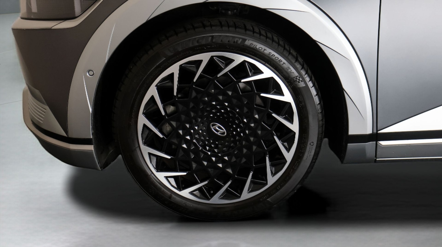 Used Hyundai IONIQ 5 2023 for sale - 77902198: Photo 18