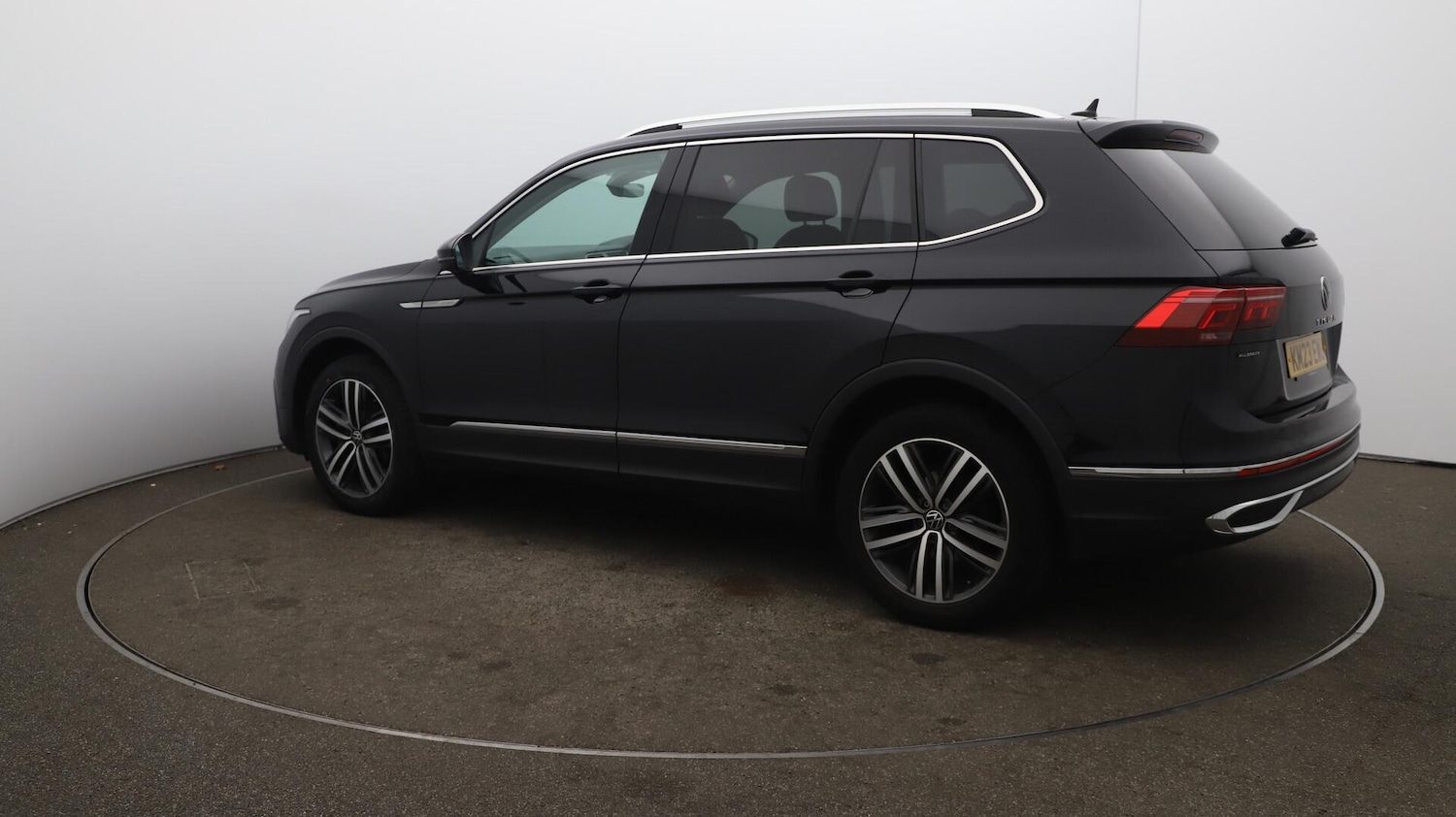 Used Volkswagen Tiguan Allspace 2023 for sale - 76189865: Photo 41
