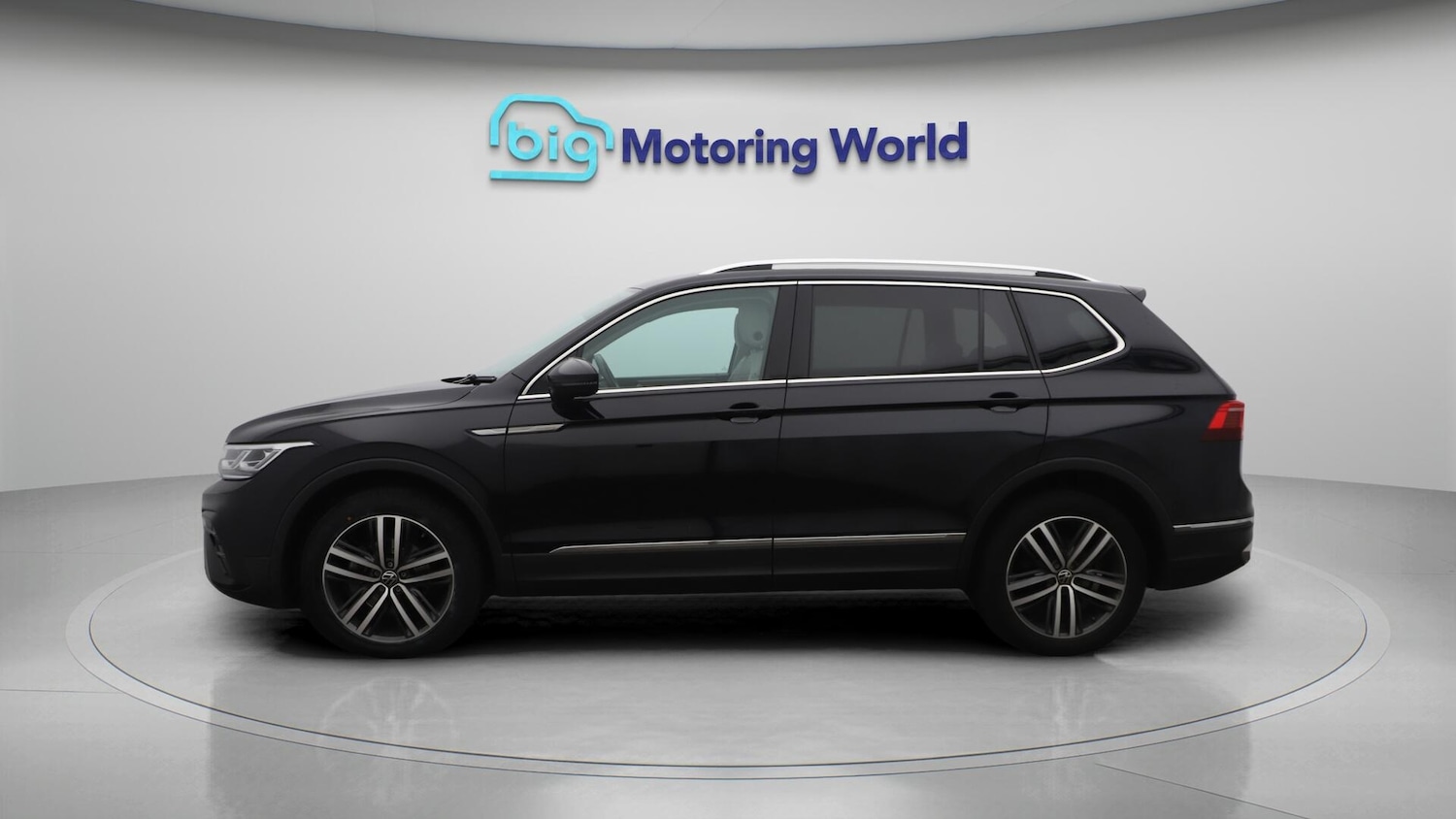 Used Volkswagen Tiguan Allspace 2023 for sale - 76189865: Photo 5