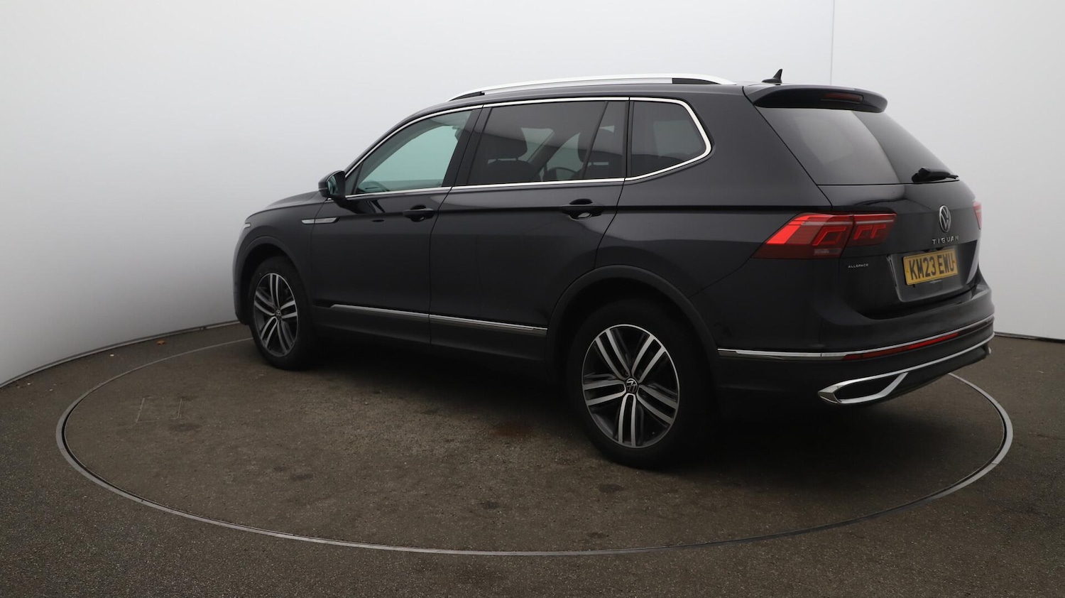 Used Volkswagen Tiguan Allspace 2023 for sale - 76189865: Photo 68