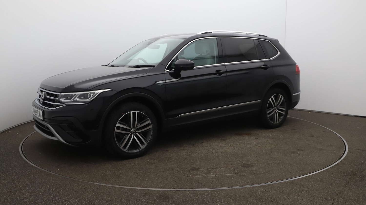 Used Volkswagen Tiguan Allspace 2023 for sale - 76189865: Photo 73