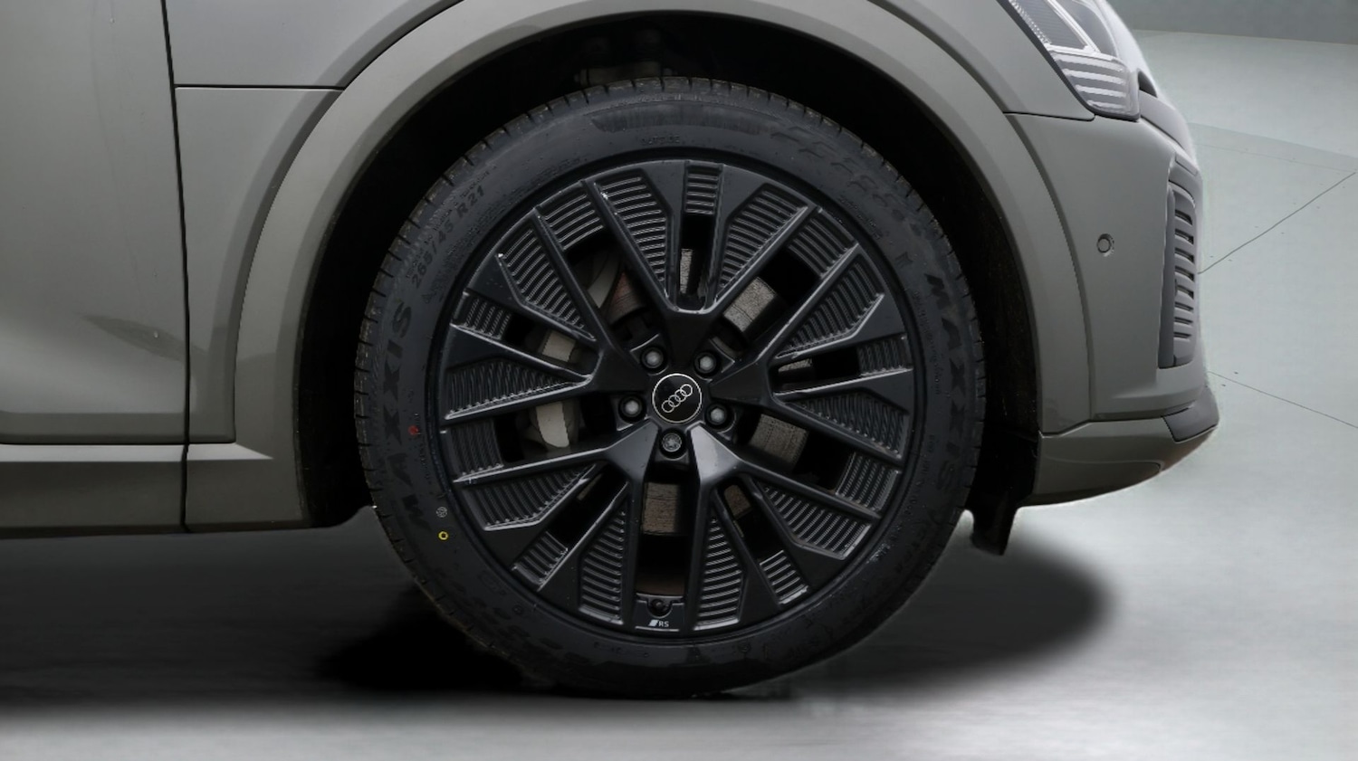 Used Audi Q8 2023 for sale - 77749628: Photo 18