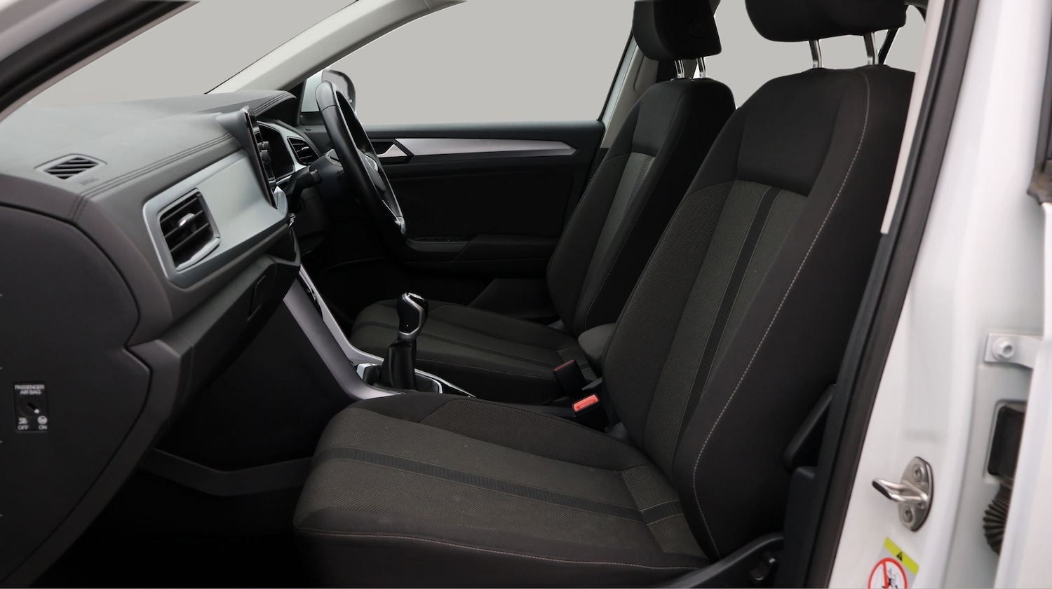 Used Volkswagen T-Roc 2022 for sale - 77790323: Photo 14