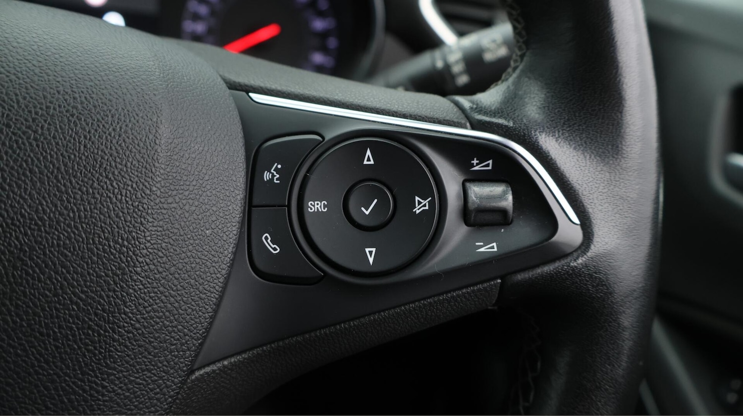 Used Vauxhall Crossland 2022 for sale - 76689645: Photo 24