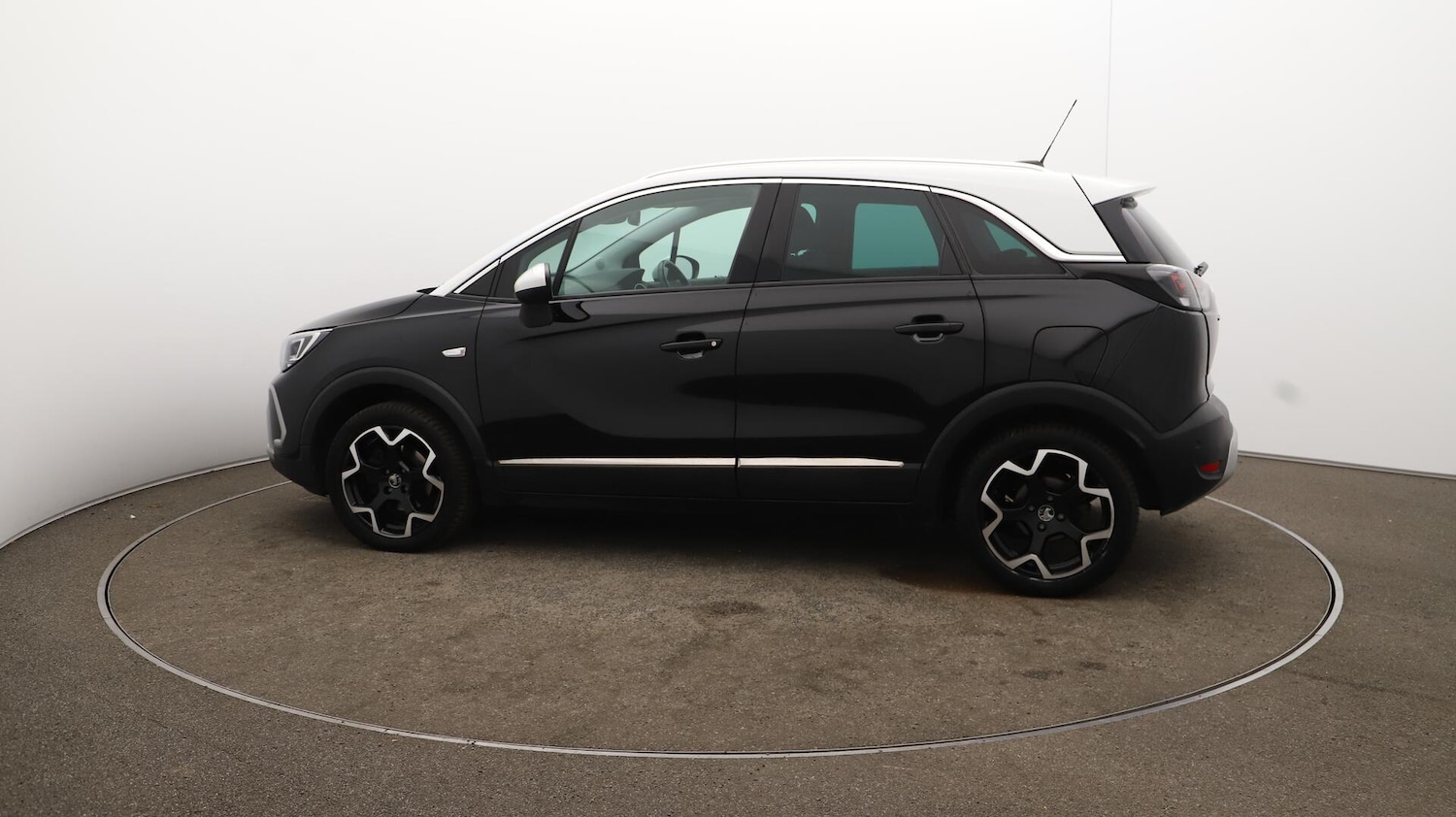 Used Vauxhall Crossland 2022 for sale - 76689645: Photo 58