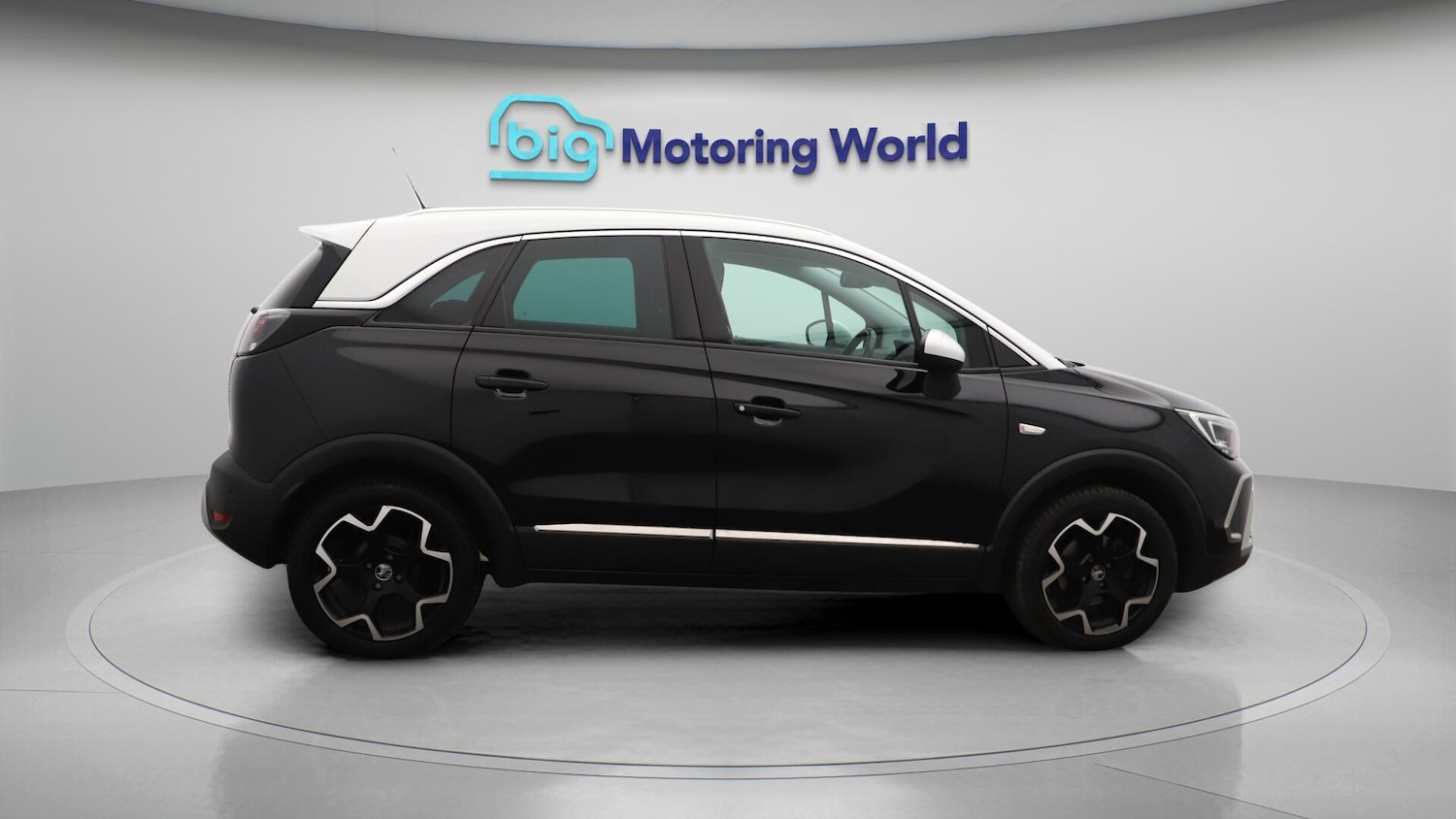 Used Vauxhall Crossland 2022 for sale - 76689645: Photo 9