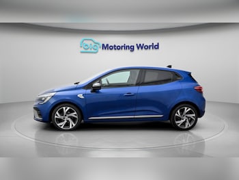 Used Renault Clio 2023 for sale - 79252279: Photo