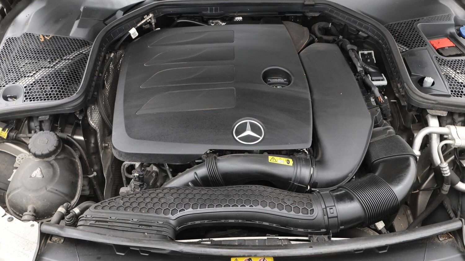Used Mercedes-Benz C-Class 2019 for sale - 76000781: Photo 31