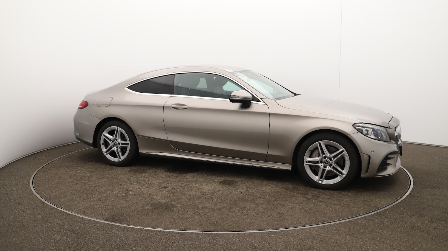 Used Mercedes-Benz C-Class 2019 for sale - 76000781: Photo 32