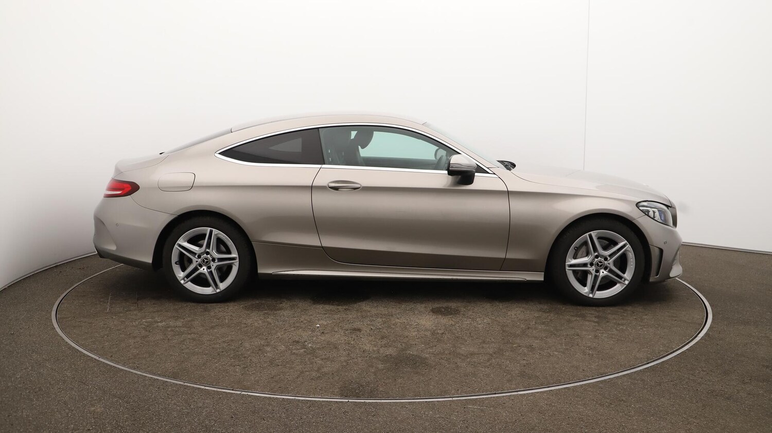Used Mercedes-Benz C-Class 2019 for sale - 76000781: Photo 38