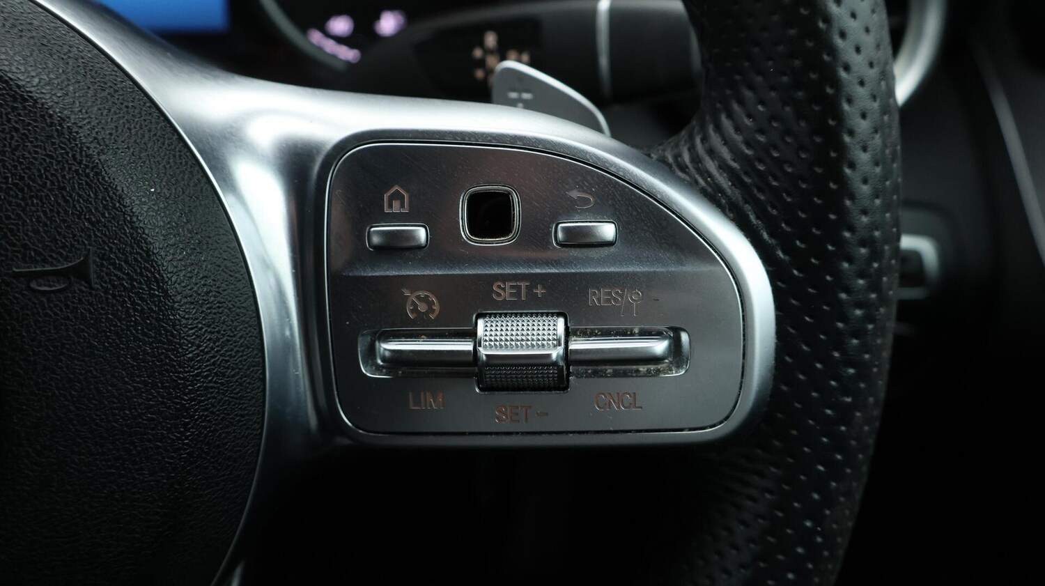 Used Mercedes-Benz C-Class 2019 for sale - 76000781: Photo 39