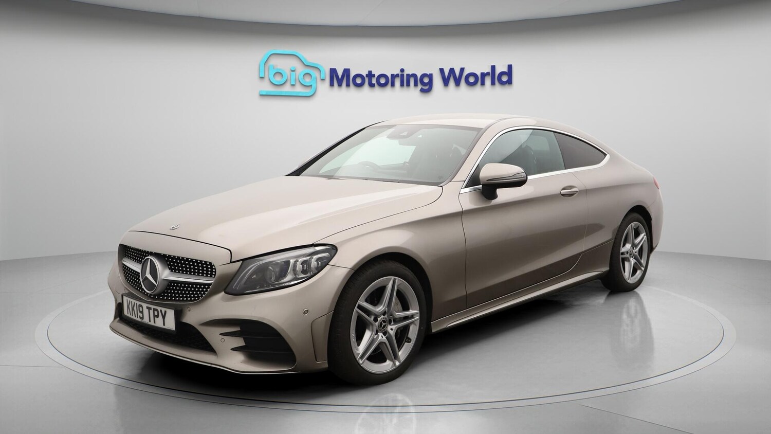 Used Mercedes-Benz C-Class 2019 for sale - 76000781: Photo 4