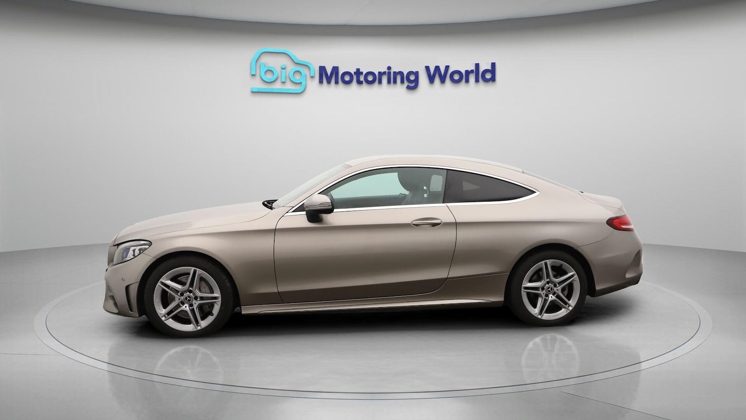Used Mercedes-Benz C-Class 2019 for sale - 76000781: Photo 5