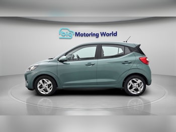 Used Hyundai i10 2023 for sale - 79030273: Photo