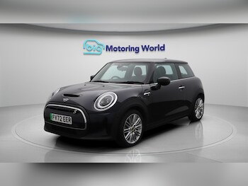 Used MINI Hatch 2022 for sale - 76539012: Photo