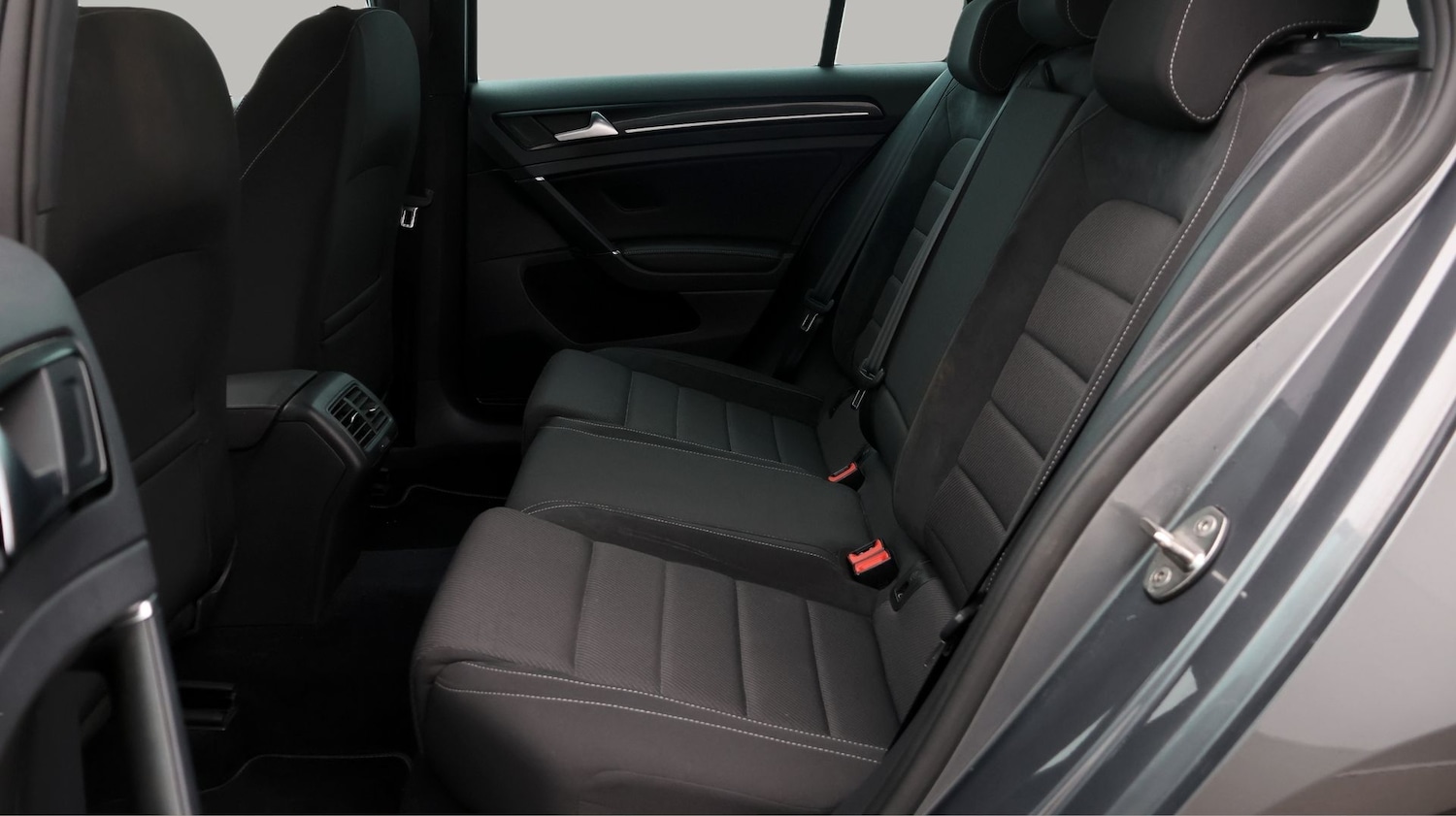 Used Volkswagen Golf 2018 for sale - 77749690: Photo 16